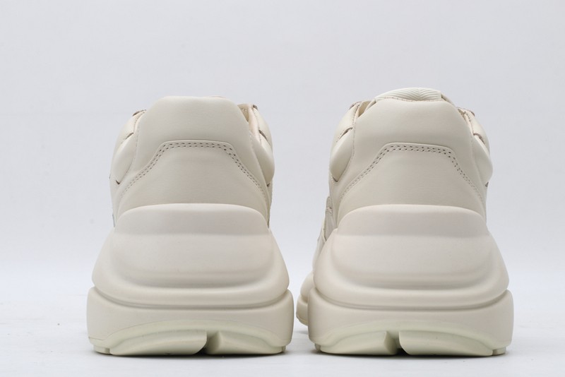 G*u*i* Trainer Sneaker25