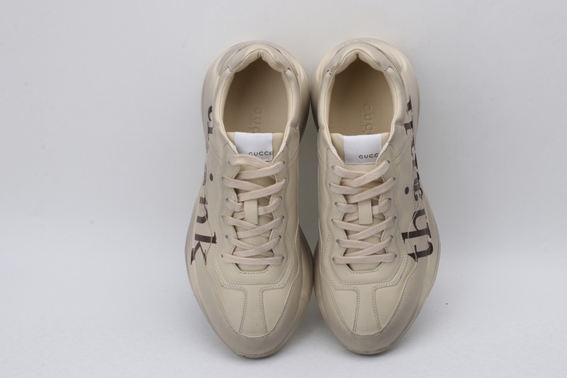 G*u*i* Trainer Sneaker4