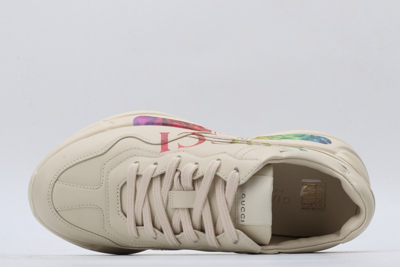 G*u*i* Trainer Sneaker3