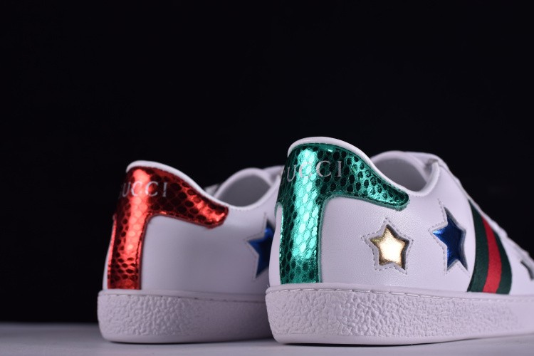 G*u*i* Ace Embroidered Low-Top Sneaker WITH COLORFUL STARS 431942-A38G1