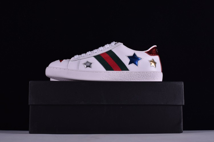 G*u*i* Ace Embroidered Low-Top Sneaker WITH COLORFUL STARS 431942-A38G1