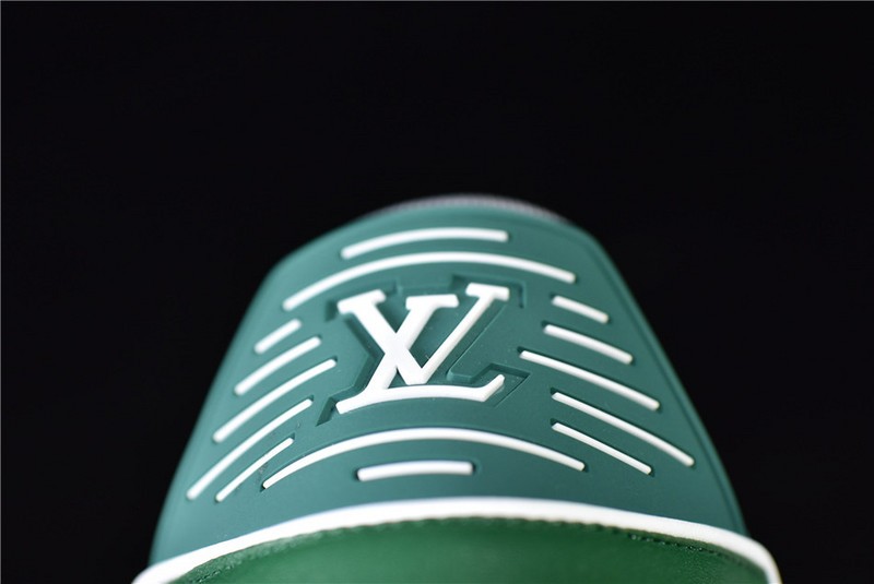 LV snekaers L000008