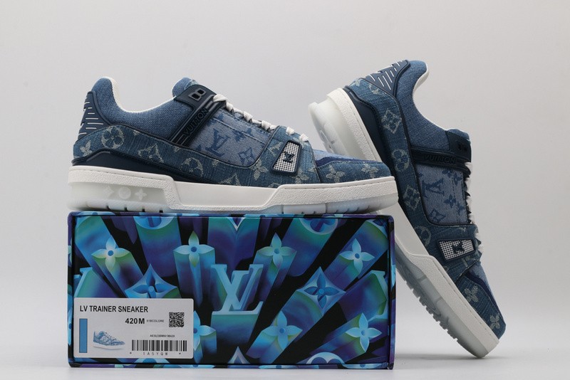 LV snekaers L000007