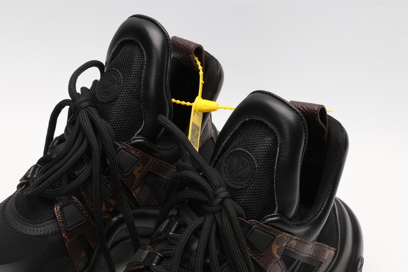 LV snekaers L000006