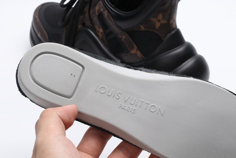 LV snekaers L000006