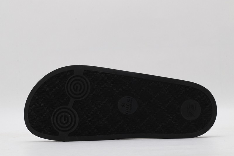 G*u*i* Sandal45