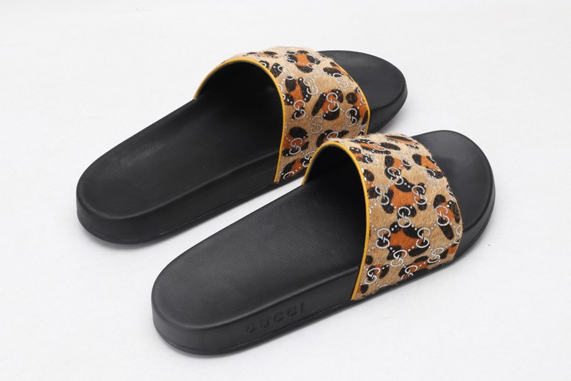 G*u*i* Sandal40