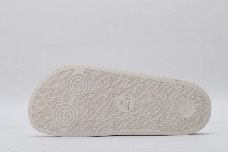 G*u*i* Sandal27