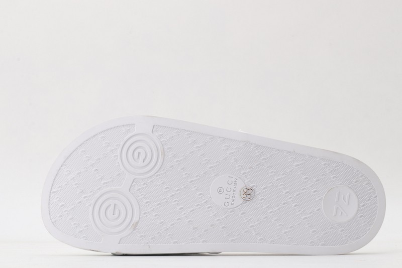 G*u*i* Sandal18