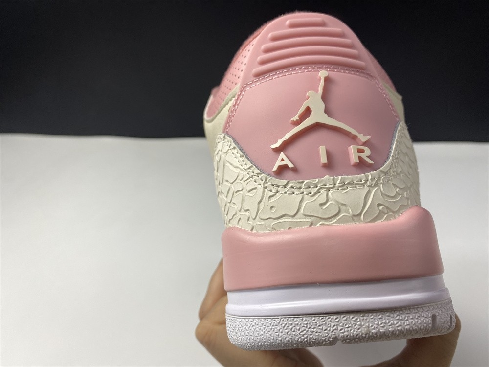 Air Jordan 3 WMNS “Rust Pink” CK9246-116