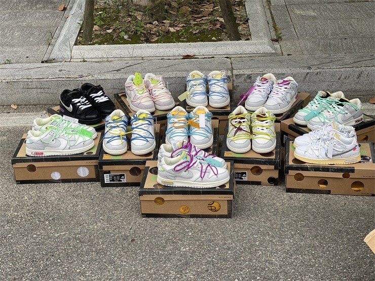Off-White x Nike Dunk Low DM1602-115