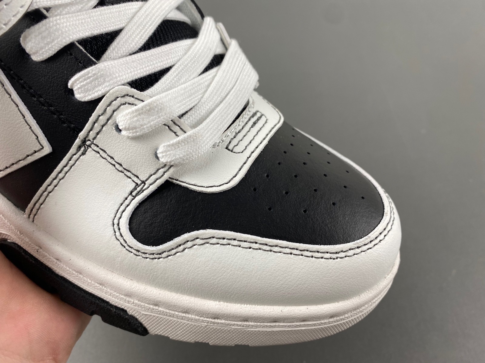 OFW Sneakers OW10047