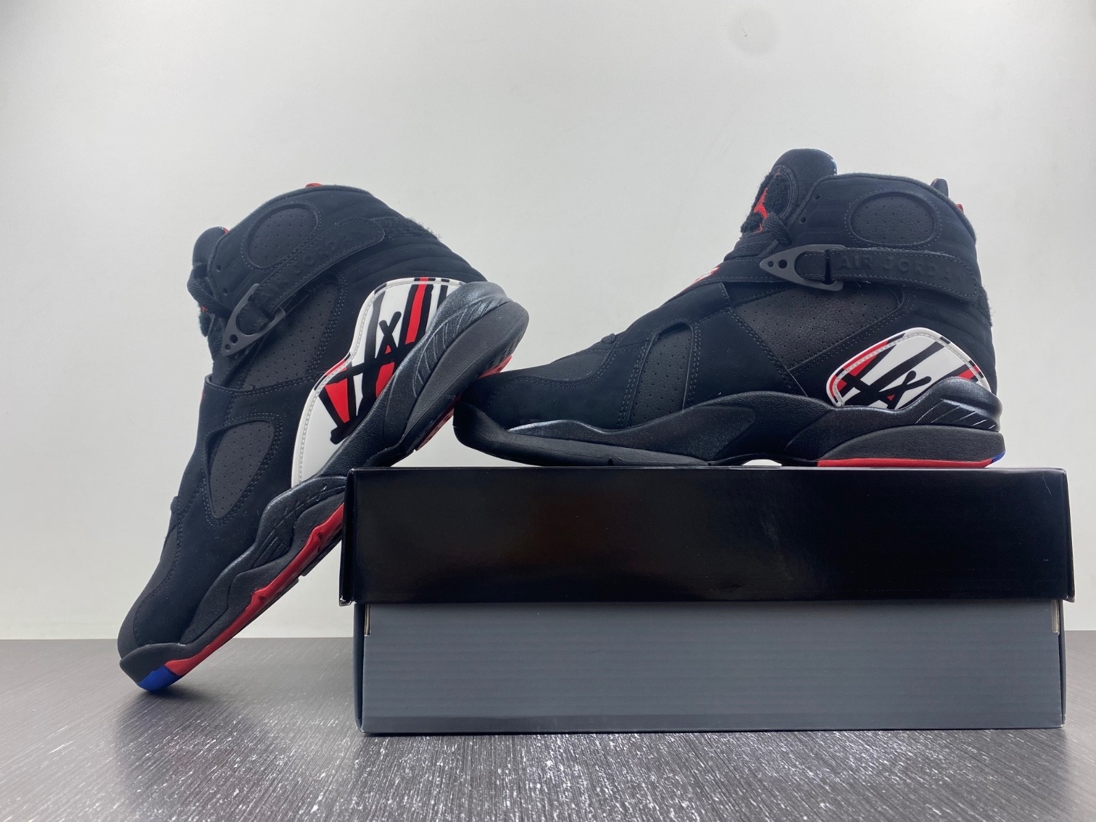 Air Jordan 8 Retro Playoffs (2023) Men