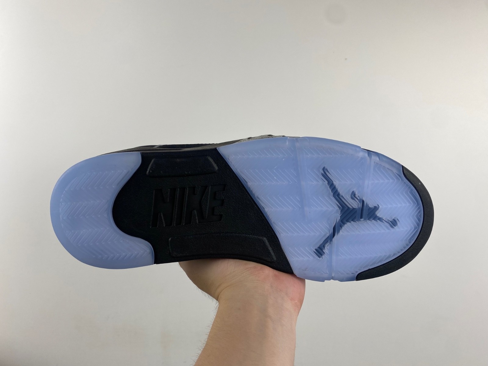 Air Jordan 5 Black Metallic Reimagined 2025 HF3975-001