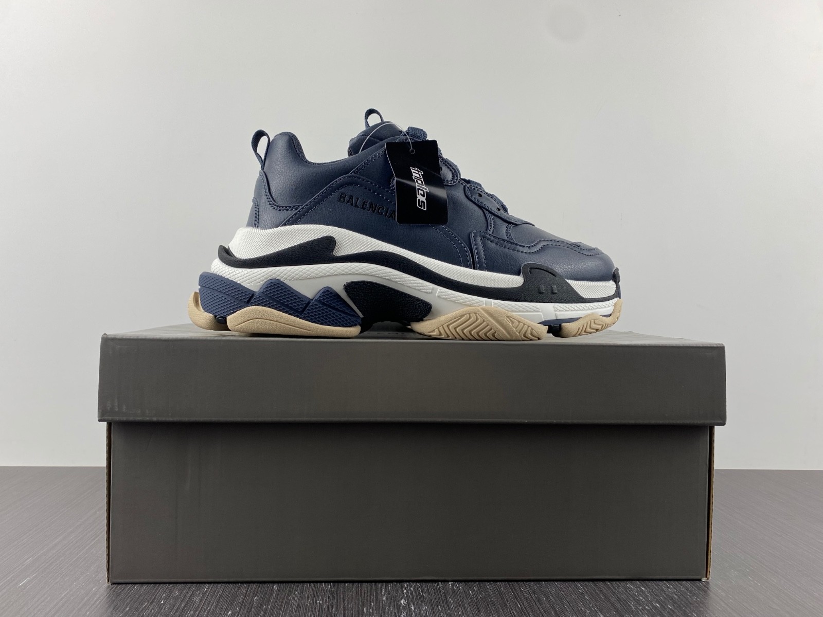 TRIPLES TRAINER SNEAKERS 2000056