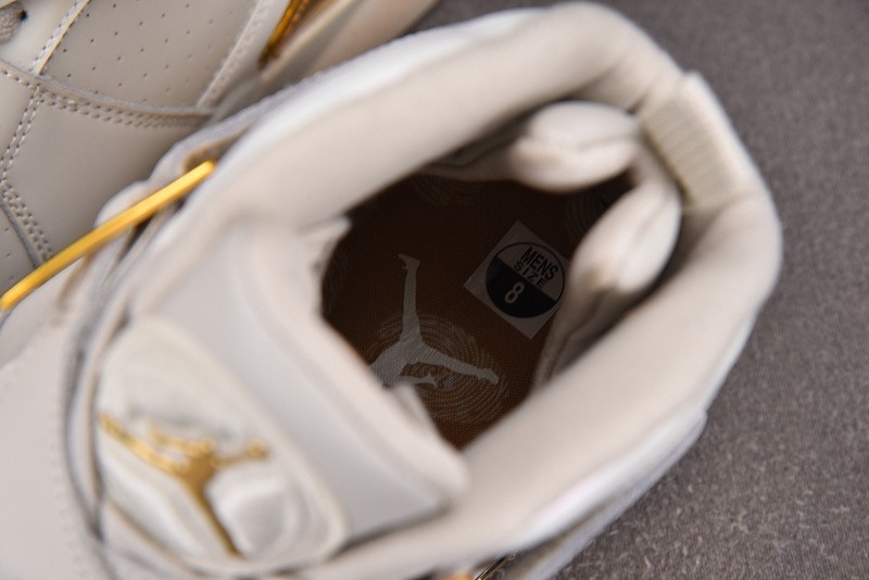 Air Jordan 8 Retro Champagne 832821-030