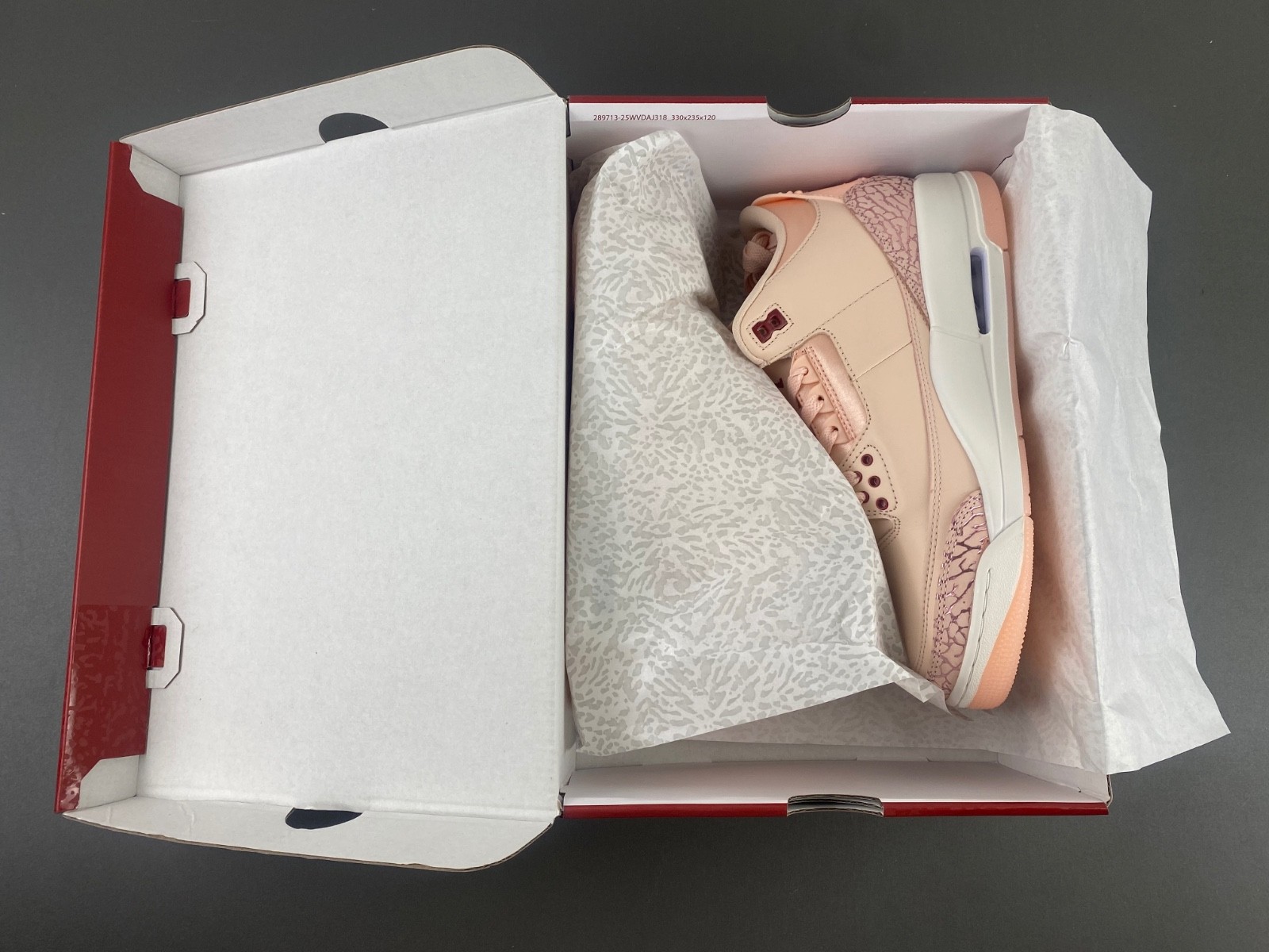 Air Jordan 3 WMNS "Valentine
