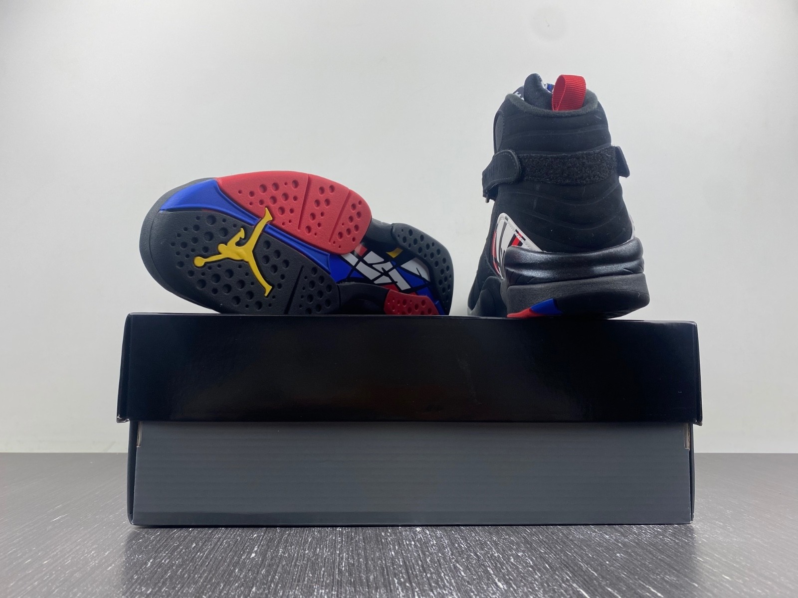 Air Jordan 8 Retro Playoffs (2023) Men