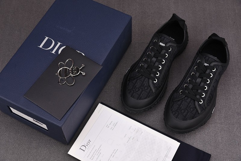 DIO* SNEAKERS T0000-032