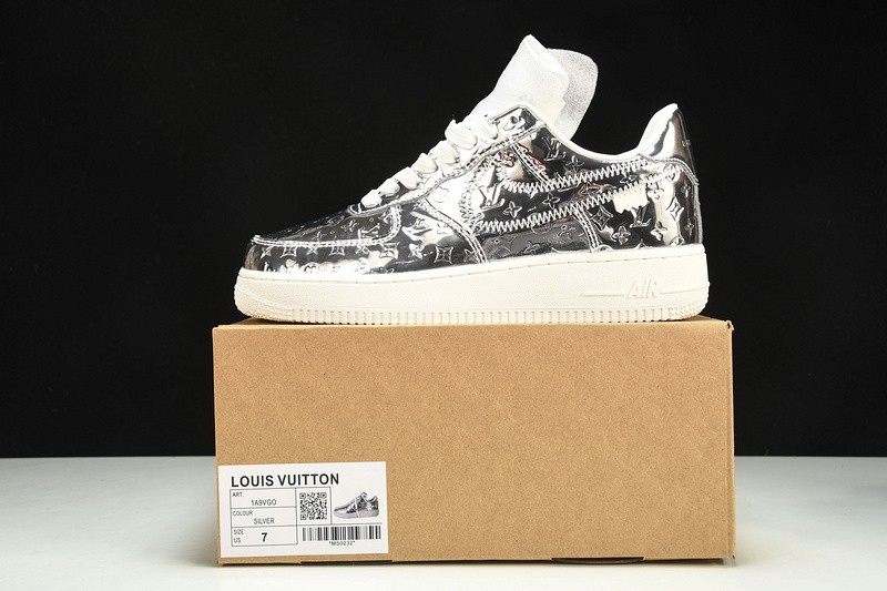 NIKE LOW AIR FORCE 1 X SILVER