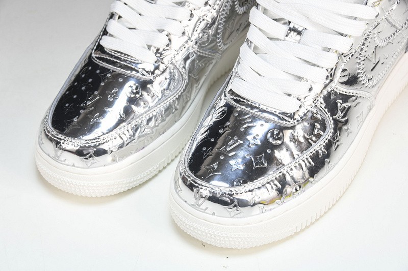 NIKE LOW AIR FORCE 1 X SILVER