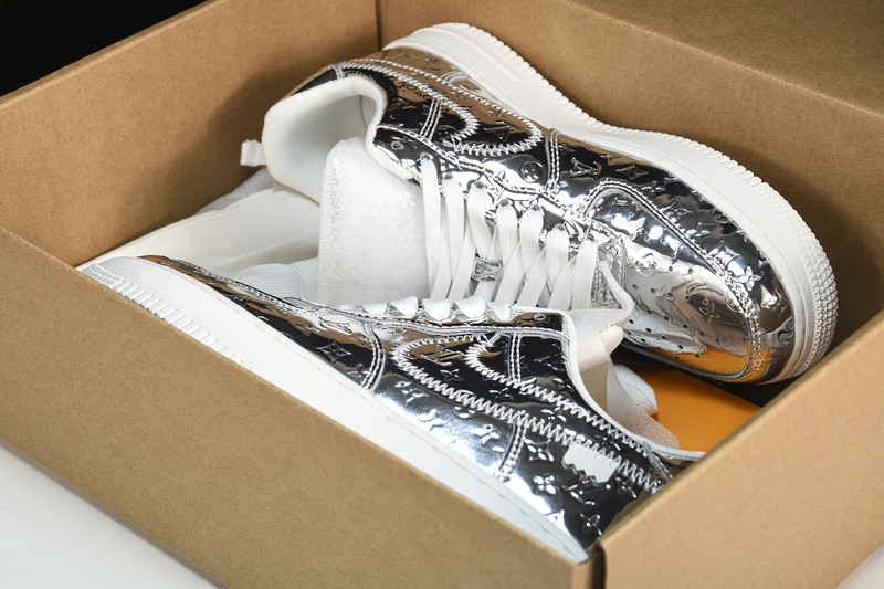 NIKE LOW AIR FORCE 1 X SILVER
