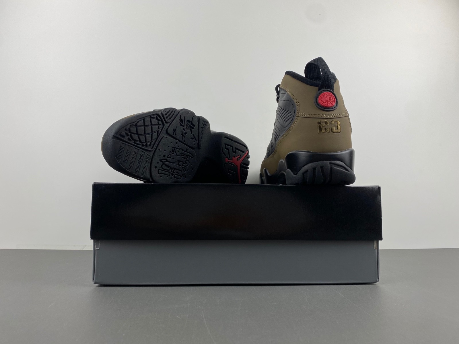 Air Jordan 9 "Olive" Holiday 2024 HV4794-030