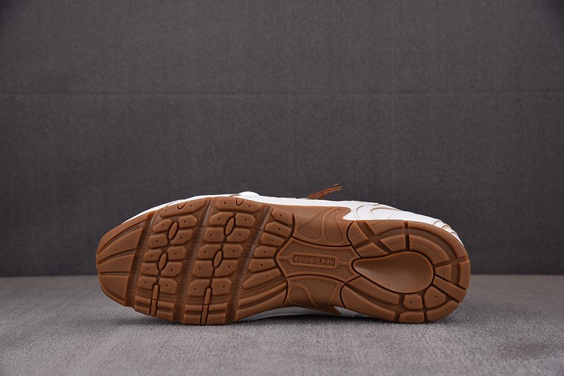 New Balance x MIU MIU NB530 NB000050