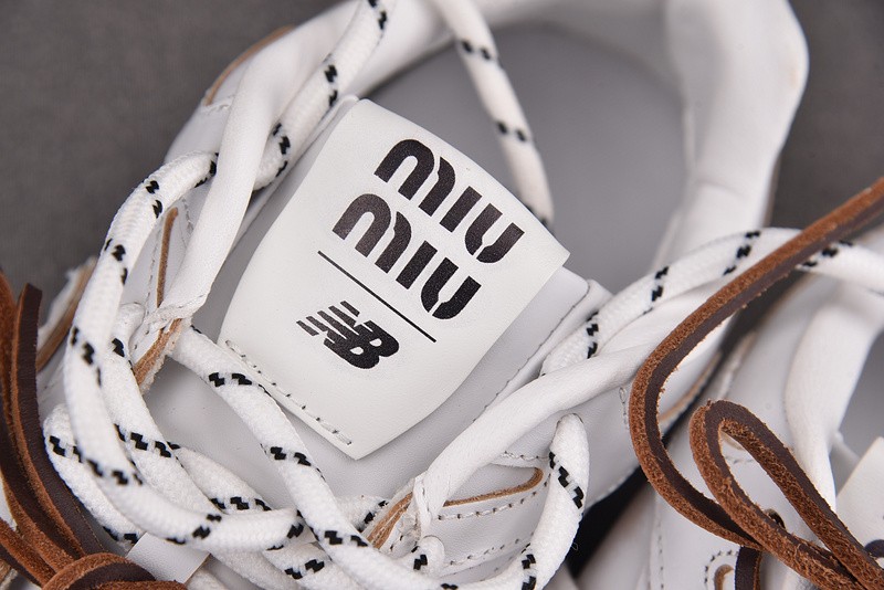 New Balance x MIU MIU NB530 NB000050