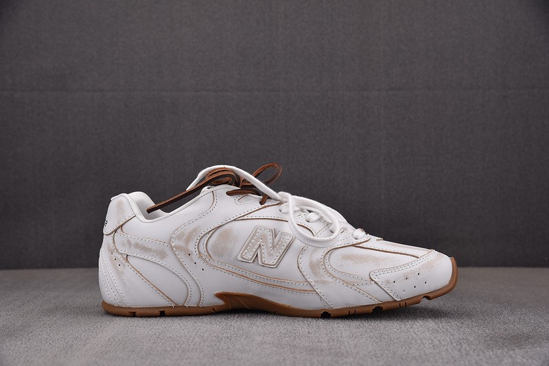 New Balance x MIU MIU NB530 NB000050
