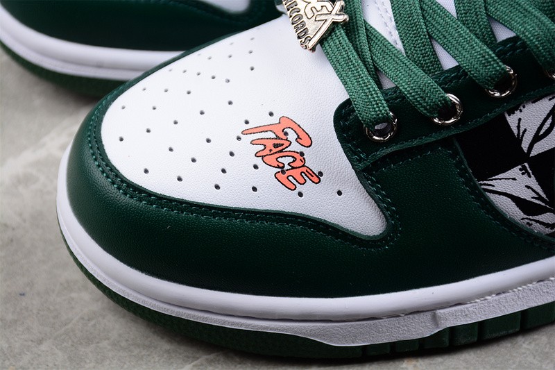 NIKE DUNK LOW Ch**me He**ts DD1391-111