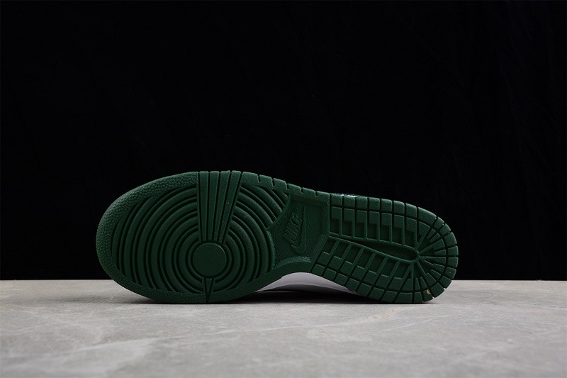 NIKE DUNK LOW Ch**me He**ts DD1391-111