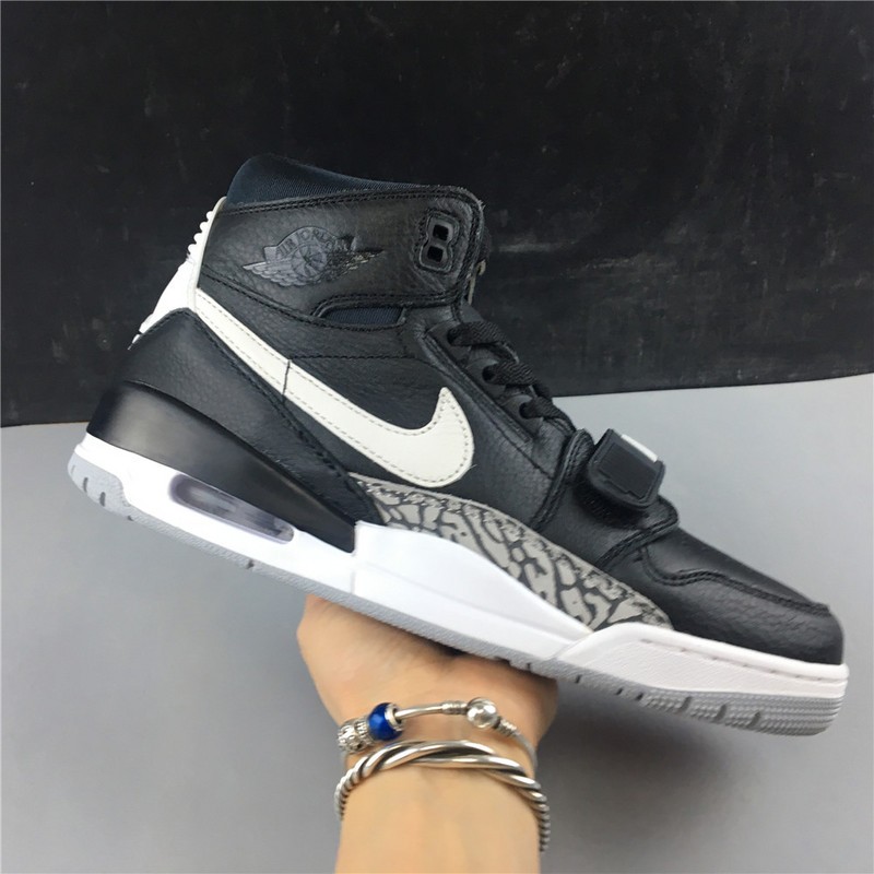 Jordan Legacy 312 Black White AV3922-001
