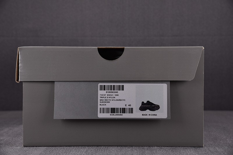 TRIPLES TRAINER SNEAKERS 2000058