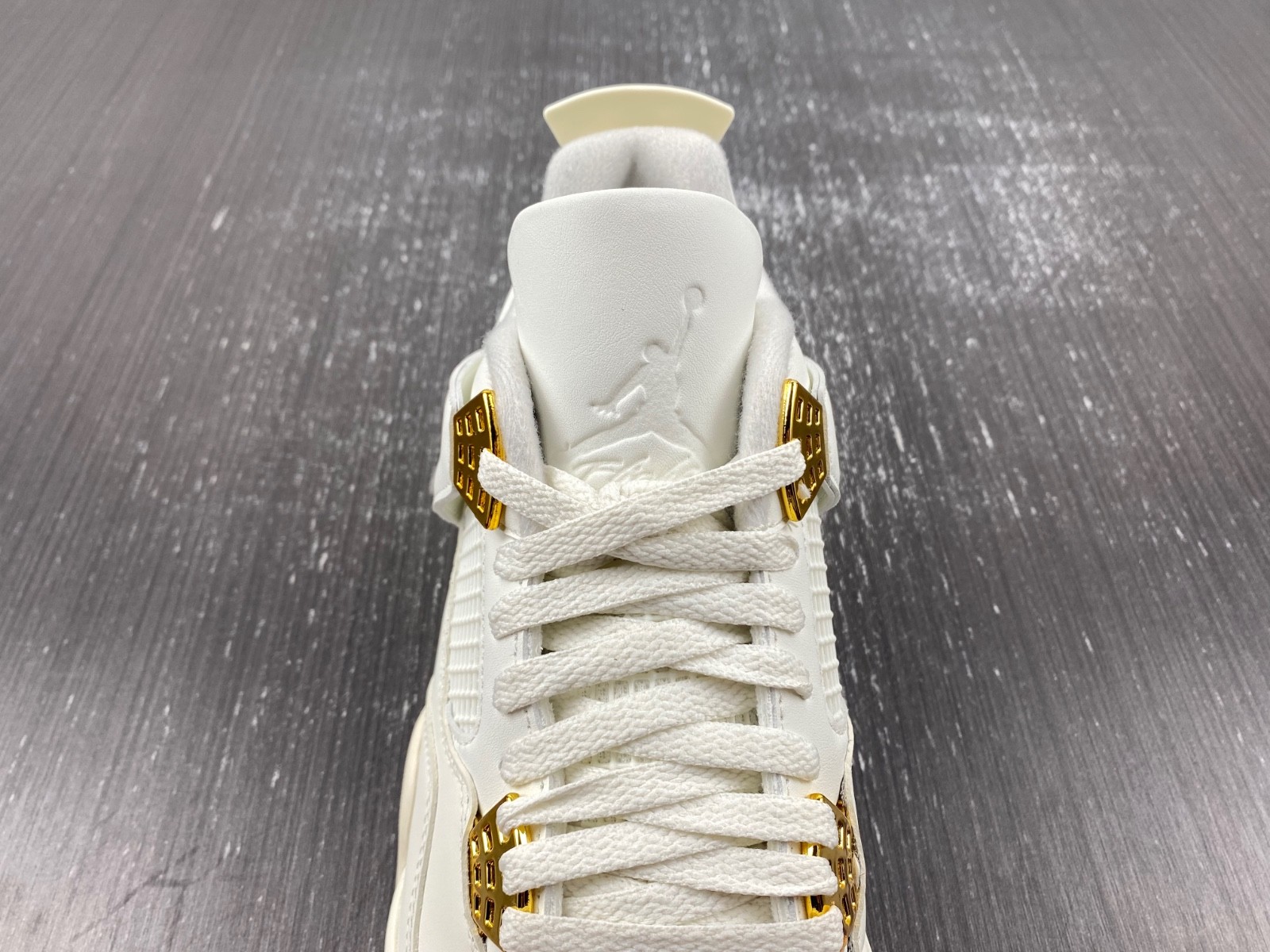 Air Jordan 4 WMNS "Sail" AQ9129-170