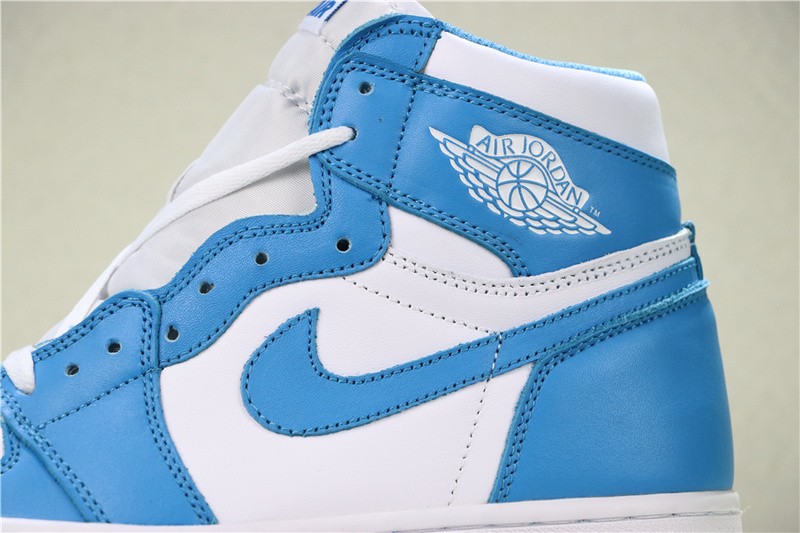 Air Jordan 1 Retro High OG  UNC 555088-117