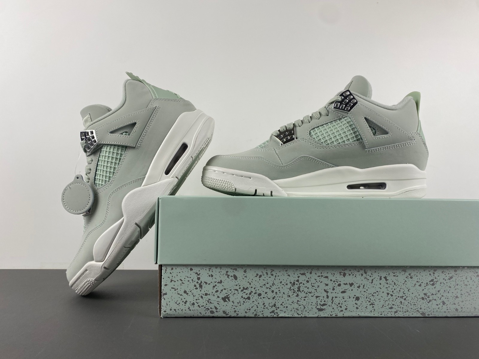 Air Jordan 4 "Seafoam” HV0823-003