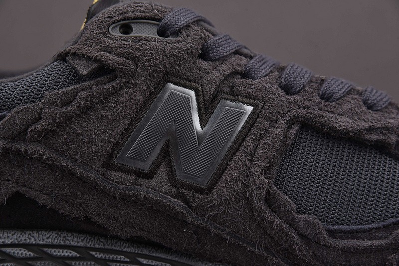 NEW BALANCE 2002 NB000019