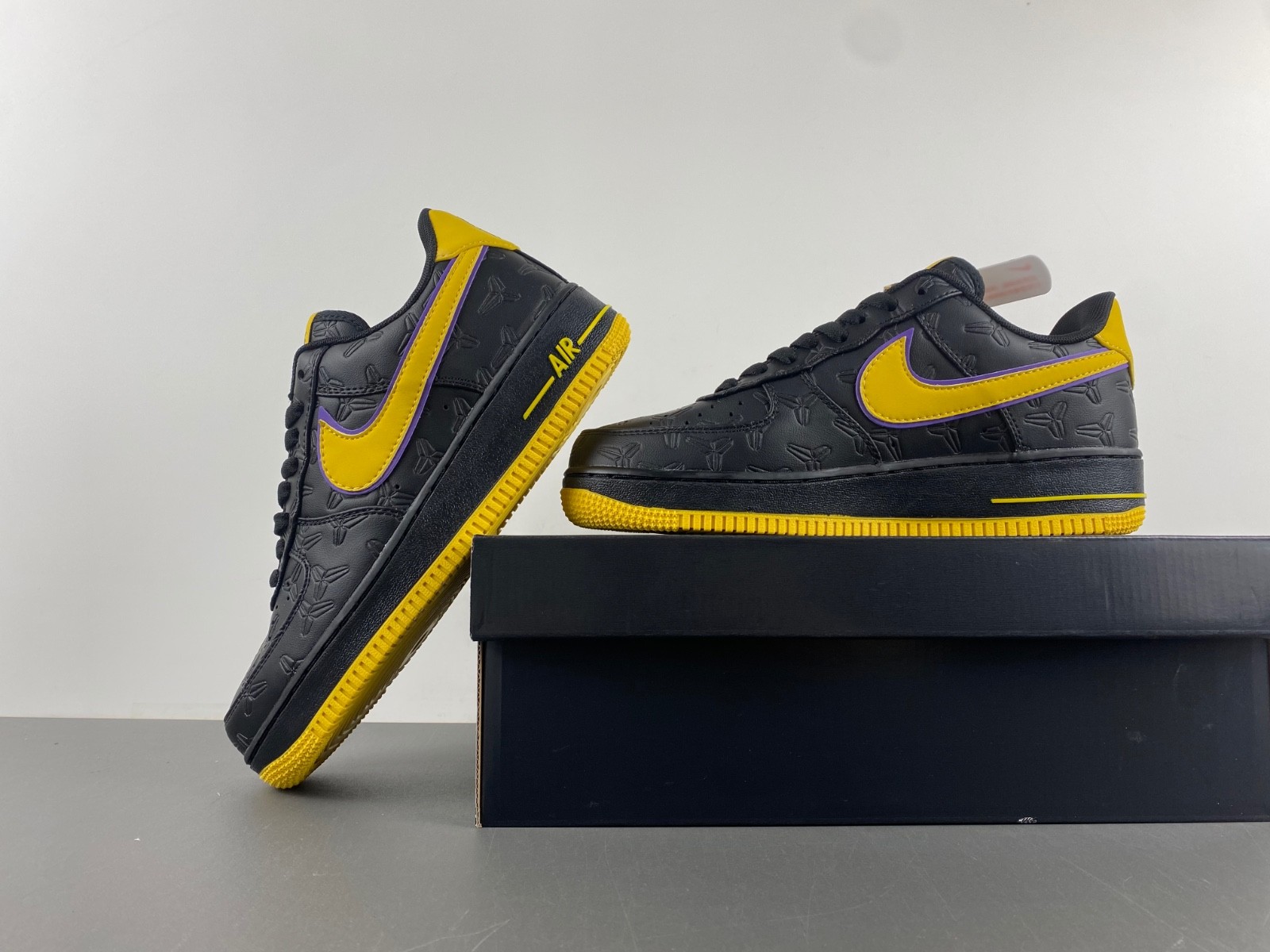 Nike Air Force 1 Kobe Bryant HV5122-001