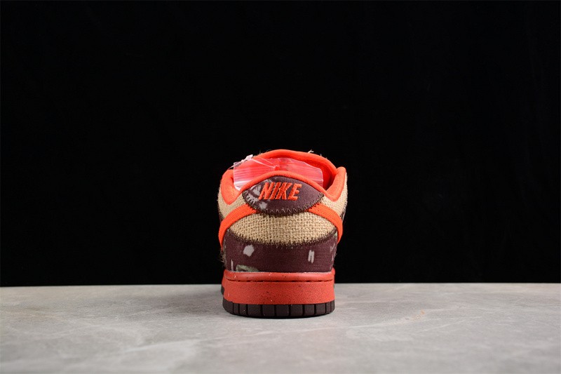 Nike SB Dunk Low Reese Forbes Hunter 304292-281