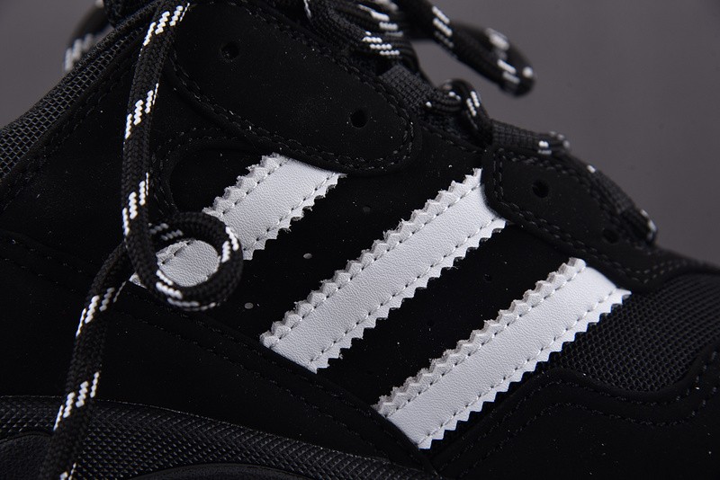 TRIPLES TRAINER SNEAKERS 2000060