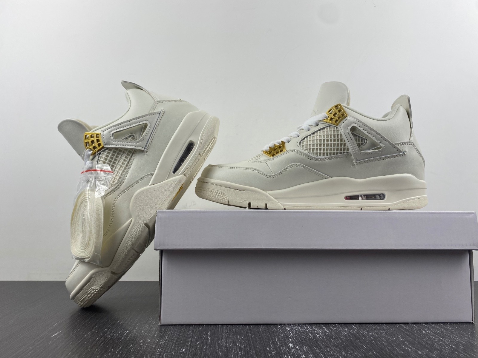 Air Jordan 4 Retro (W) AQ9129-003