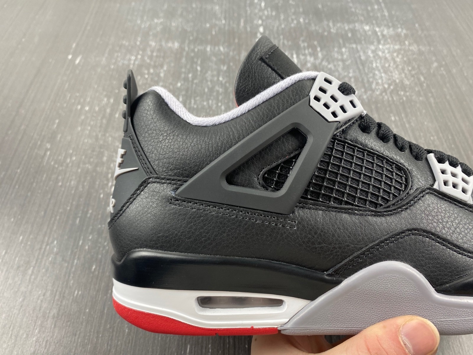 Air Jordan 4 Retro 