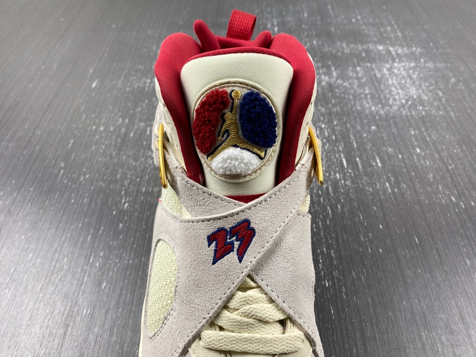 Air Jordan 8 Retro SP SoleFly Mi Casa Es Su Casa FJ2850-107