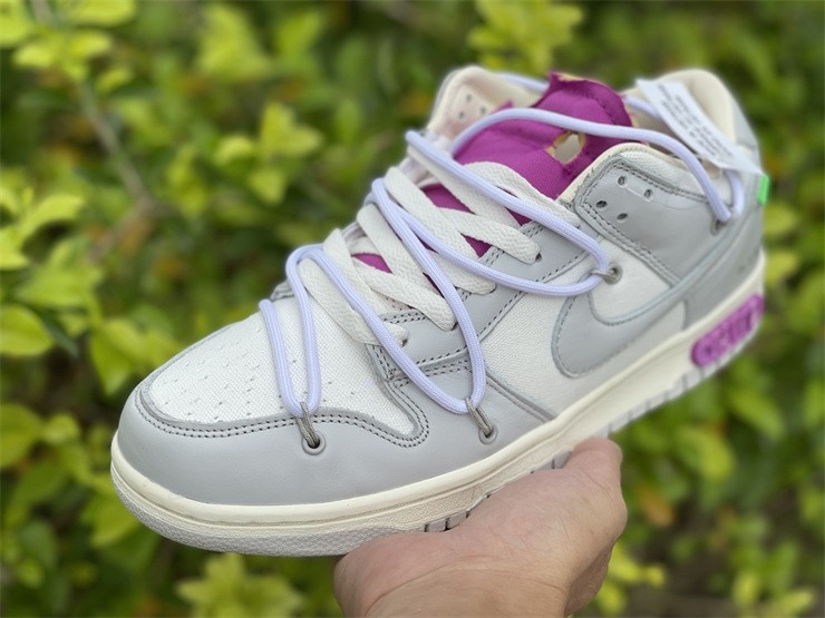 OFF-WHITE x Futura x Nike Dunk Low DM1602-118