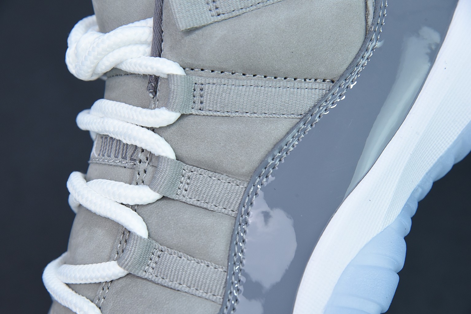 Air Jordan 11 Retro Low Cool Grey - 528895-003