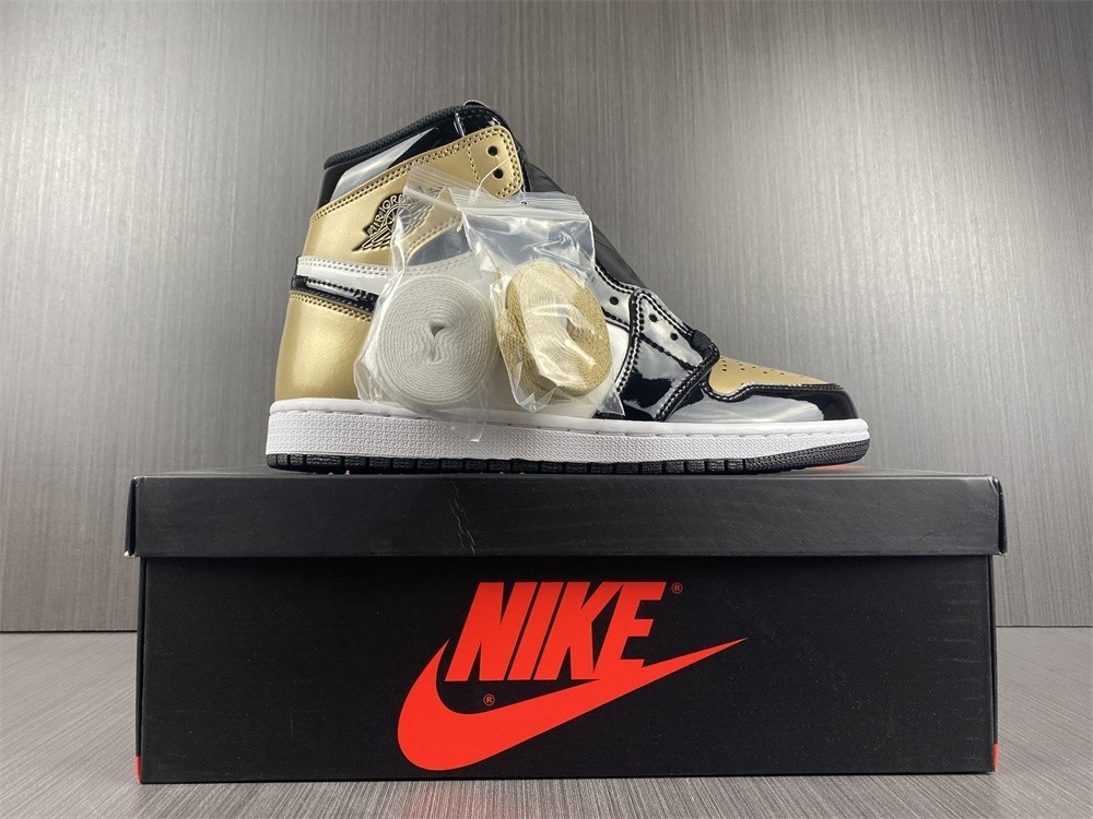 Air Jordan 1 Retro High OG NRG 