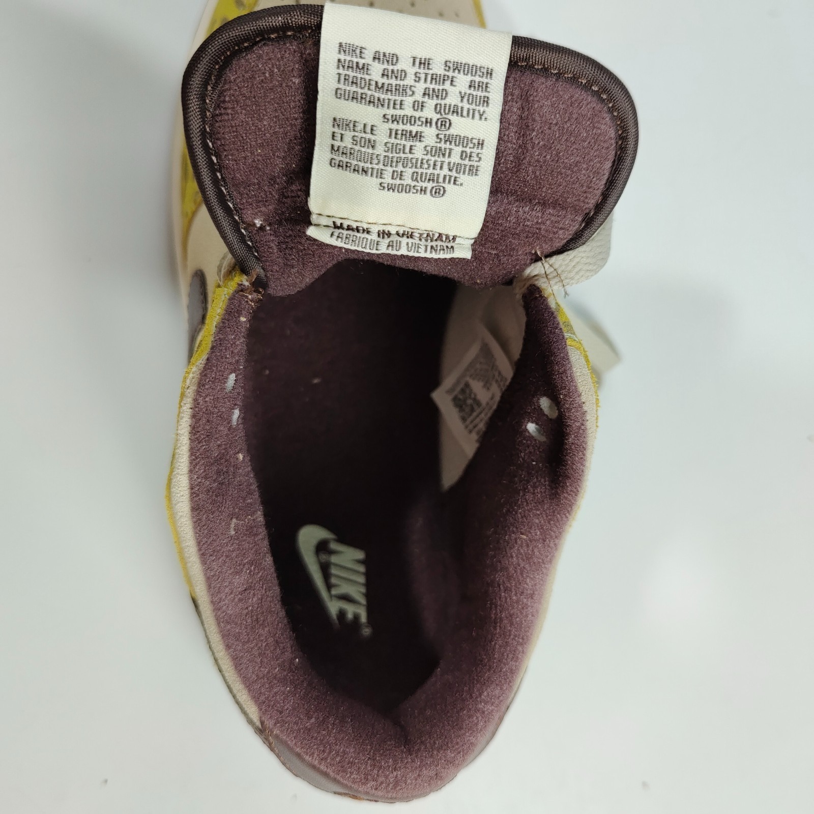 Nike Dunk Low PRM “Medium Curry”  DD1390-100-A