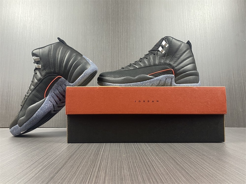 Air Jordan 12 Utility Black DC1062-006