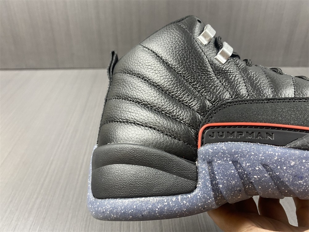 Air Jordan 12 Utility Black DC1062-006